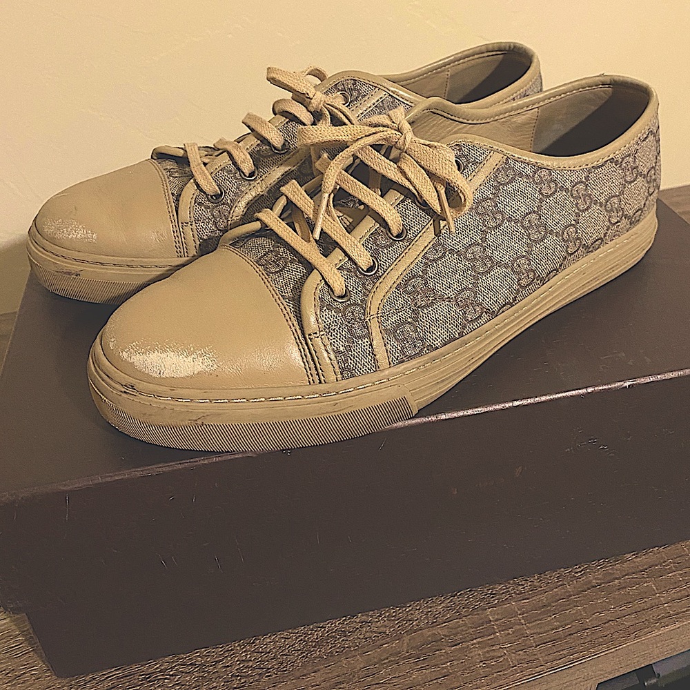 Men’s Gucci Sneakers (Size 10)